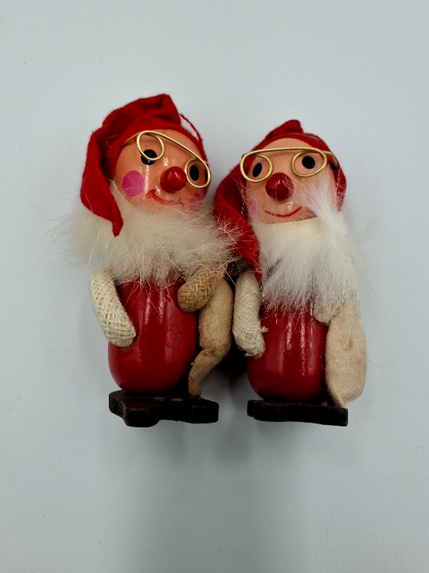 Kasse med 6 stk. vintage Dalles varehus nisser
